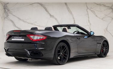 Maserati Grancabrio Sport 10