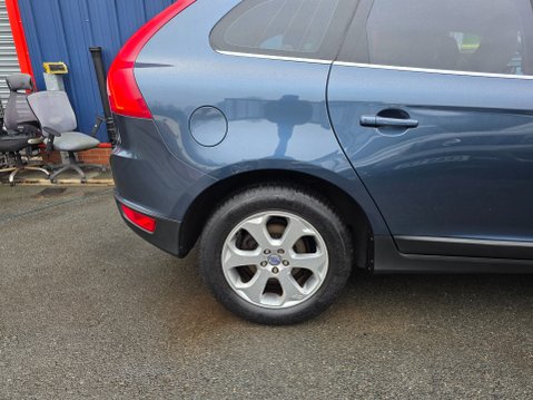 Volvo XC60 D5 SE LUX AWD 9