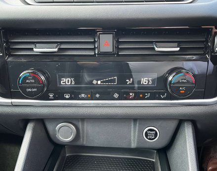 Nissan Qashqai 1.3 Qashqai Acenta Premium DiG-T MHEV CVT 5dr 51
