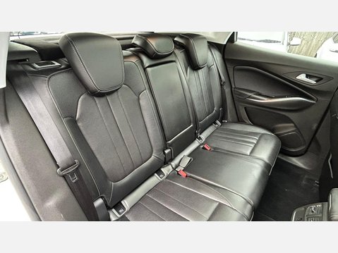 Vauxhall Grandland X 1.2 Turbo Elite Nav Premium Euro 6 (s/s) 5dr 14