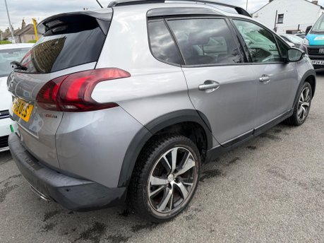 Peugeot 2008 PURETECH S/S GT LINE 32