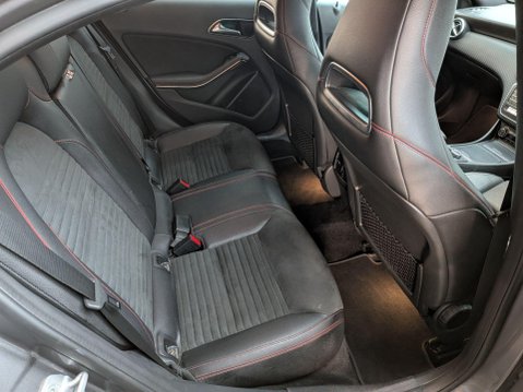 Mercedes-Benz A Class 2.1 A200d AMG Line (Premium) 7G-DCT Euro 6 (s/s) 5dr 13