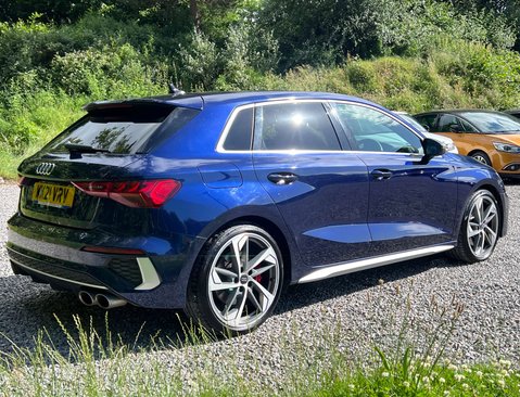 Audi S3 2.0 S3 Sportback TFSI Quattro Semi-Auto 4WD 5dr 5