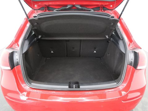 Mercedes-Benz A Class 1.5 A180d Sport (Executive) 7G-DCT Euro 6 (s/s) 5dr 25