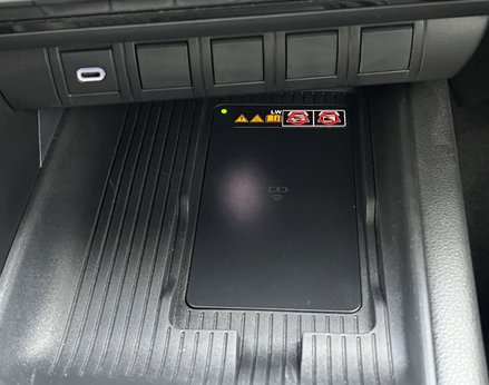 Toyota C-HR 1.8 C-HR Design HEV CVT 5dr 47