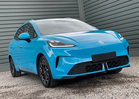 MG MG4 EV URBAN 53.9kWh PREMIUM LONG RANGE 6