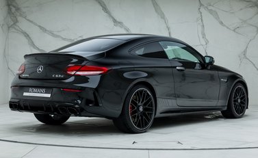 Mercedes-Benz C63 AMG S Coupe 3