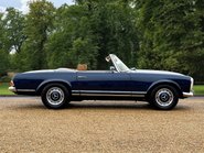 Mercedes-Benz SL Series 280 SL 4