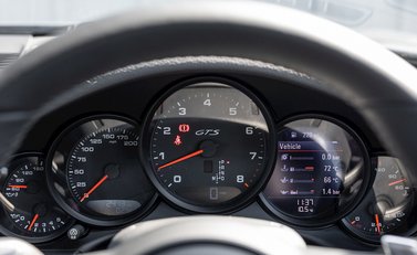 Porsche 911 (991.2) Carrera GTS 16