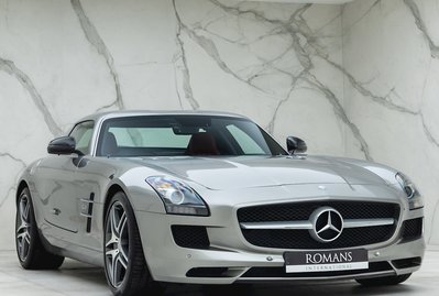 Mercedes-Benz SLS AMG