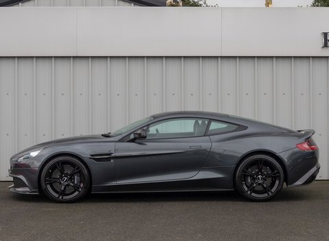 Aston Martin Vanquish S Ultimate 2