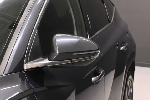 Hyundai TUCSON 1.6 Tucson Premium TGDi MHEV Semi-Auto 5dr 31
