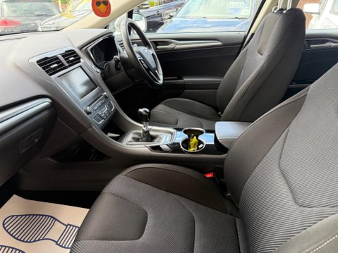 Ford Mondeo 2.0 TDCi Titanium Euro 6 (s/s) 5dr 38