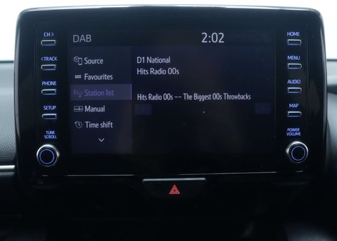 Toyota Yaris 1.5 Yaris Design HEV CVT 5dr 22