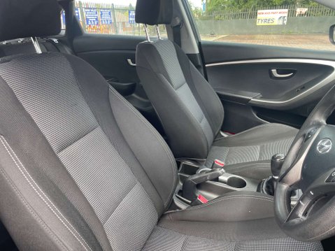 Hyundai i30 1.4 i30 Classic 5dr 38