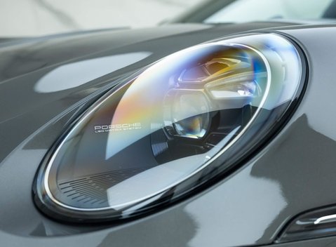 Porsche 911 Carrera GTS (992) 33