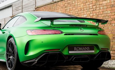 Mercedes-Benz AMG GT R 24