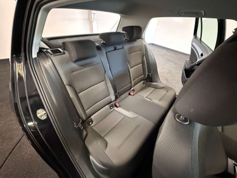 Volkswagen Golf 1.5 Golf SE Nav TSi Evo Semi-Auto 5dr 37