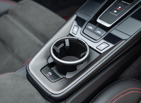 Porsche 911 Targa 4 GTS (992) 33