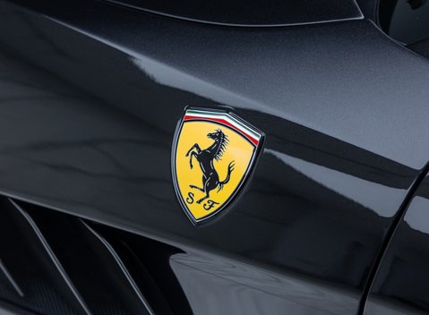 Ferrari GTC4 Lusso V12 45