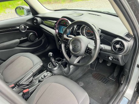 Mini Hatch 1.5 Cooper Classic 5dr 16