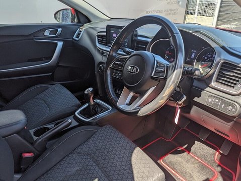 Kia Ceed CRDI 2 ISG 13