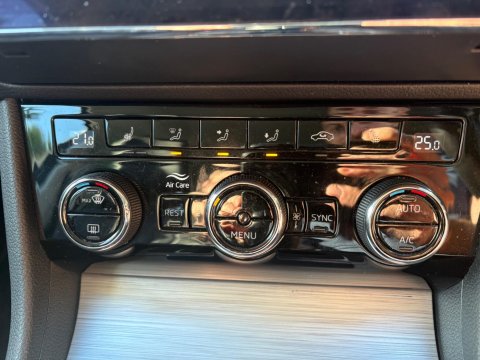 Skoda Superb SE TECHNOLOGY TDI 18