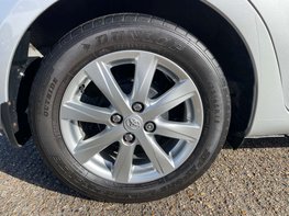 Toyota Yaris 1.3 Yaris TR VVT-i 5dr 16
