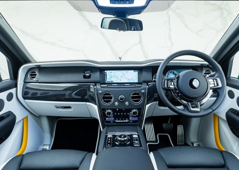 Rolls-Royce Cullinan BLACK BADGE 