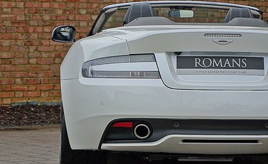 Aston Martin DB9 Volante 26