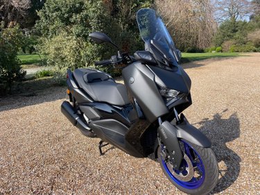 Yamaha Xmax 300 300 Scooter Petrol CVT V-Belt Euro 5 (28 ps) 2