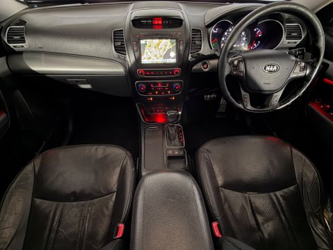 Kia Sorento CRDI KX-3 SAT NAV 11