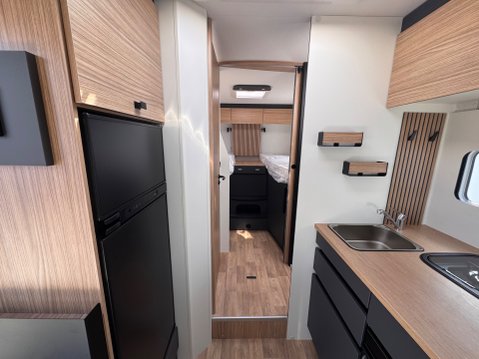 Pilote P740FGJ Evidence 2025 MODEL 19