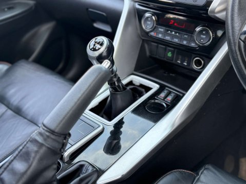 Mitsubishi Eclipse Cross 1.5 Eclipse Cross Black 4x2 5dr 53