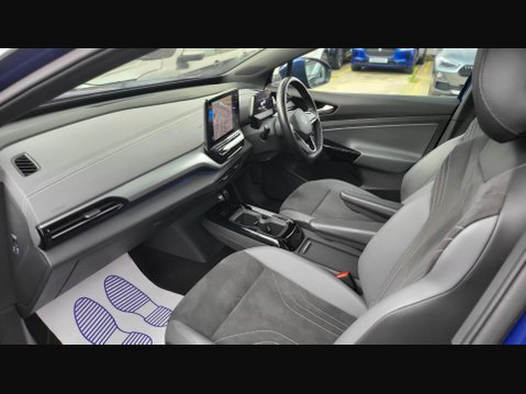 Volkswagen Id.5 Pro 77kWh Style Auto 5dr 34