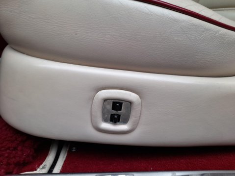 Bentley Eight 6.8 4dr 14