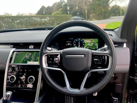 Land Rover Discovery Sport R-DYNAMIC HSE 16