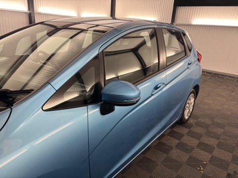 Honda Jazz 1.3 i-VTEC SE Navi CVT Euro 6 (s/s) 5dr 36