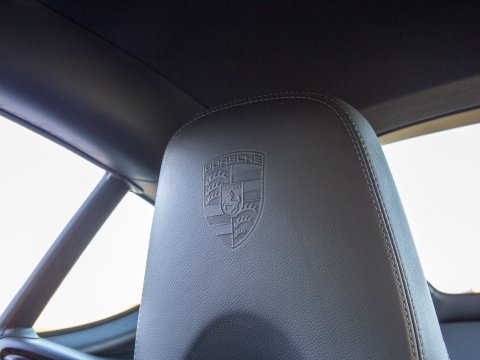 Porsche Cayman S BLACK EDITION PDK 43
