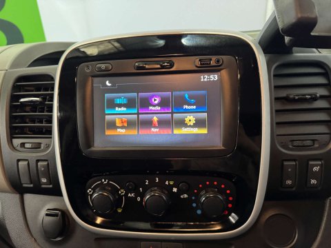 Renault Trafic 1.6 Trafic LL29 Sport Nav Energy dCi 23