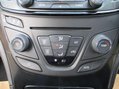 Vauxhall Insignia 1.8 16V SRi Euro 5 5dr 21