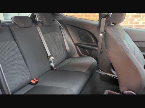 Ford Fiesta ST-LINE 17