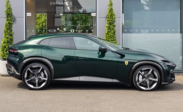 Ferrari Purosangue 3