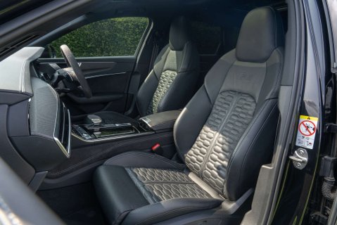 Audi RS6 Carbon Black Urban 6