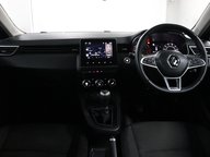 Renault Clio ICONIC TCE 41