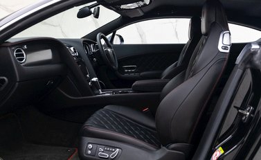 Bentley Continental GT V8 S 13