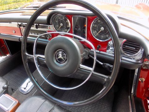 Mercedes-Benz SL Series 280 SL Pagoda Sports 4