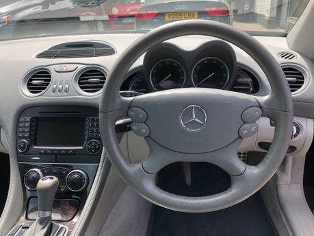 Mercedes-Benz SL Series SL350 automatic convertible, just 72,000m 5