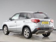 Suzuki Vitara SZ-T MHEV 2