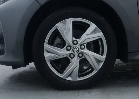 Toyota Yaris 1.5 Yaris Icon HEV CVT 5dr 16